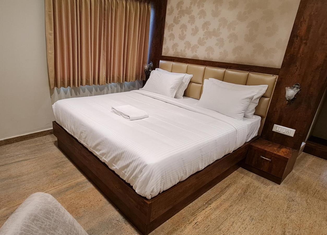 העיר בנגלור Al Noor Palace מראה חיצוני תמונה